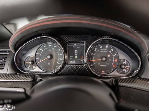 Used 2017 Maserati GranTurismo Sport image 23