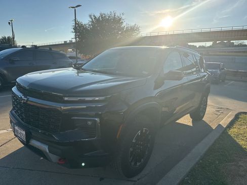 Used 2024 Chevrolet Traverse Z71 w/ Enhanced Driving Package image 12