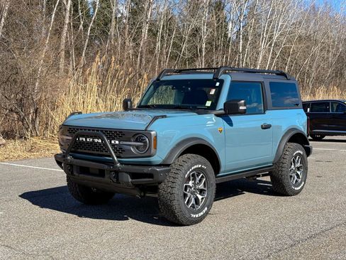 Certified 2022 Ford Bronco Badlands image 3