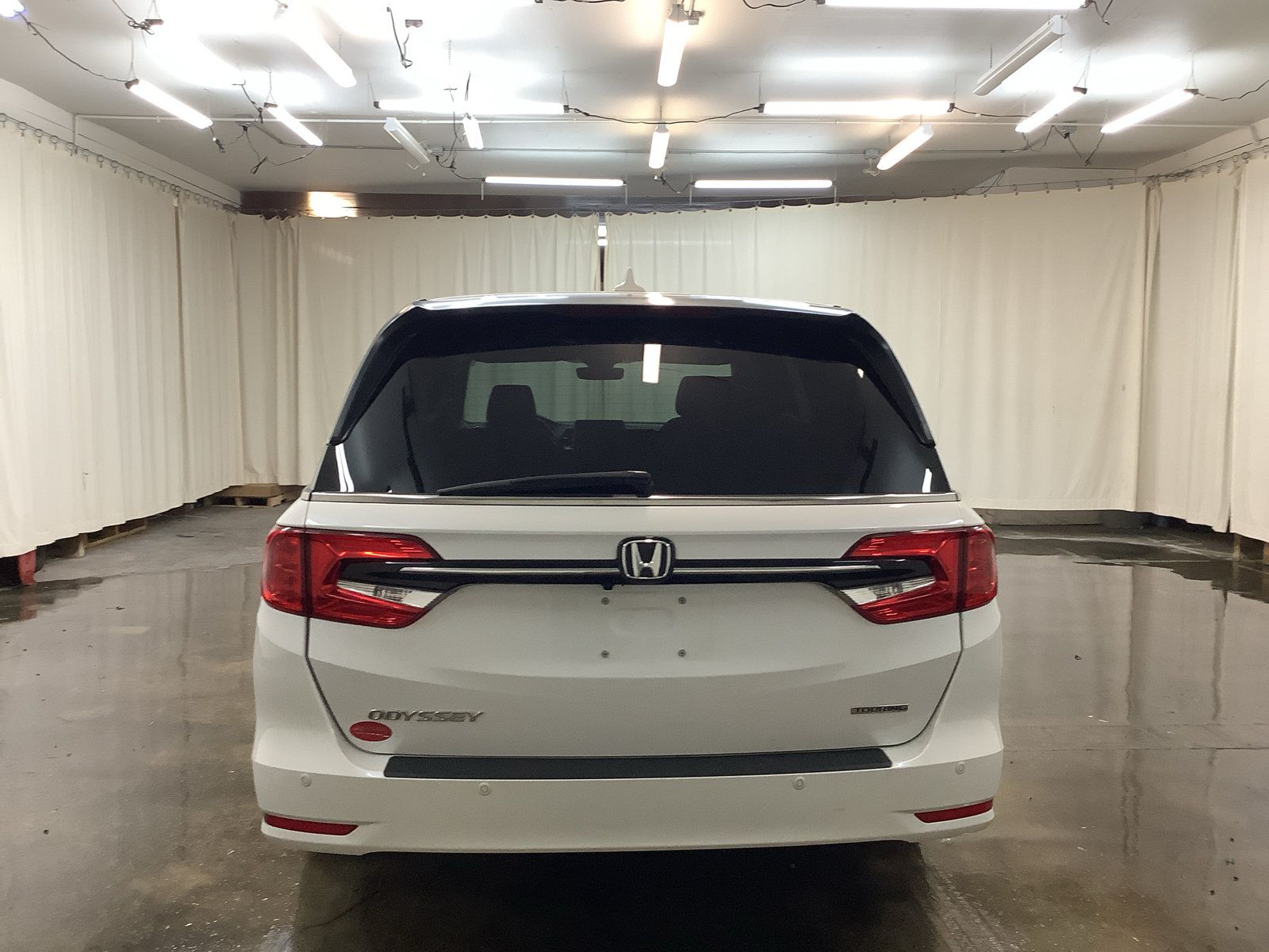 Used 2024 Honda Odyssey Touring image 6