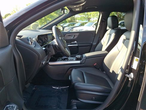 Used 2022 Mercedes-Benz GLA 250 4MATIC image 13