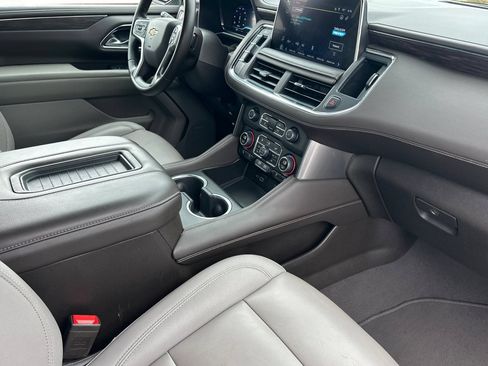 Used 2024 Chevrolet Tahoe LT AWD/4WD image 17