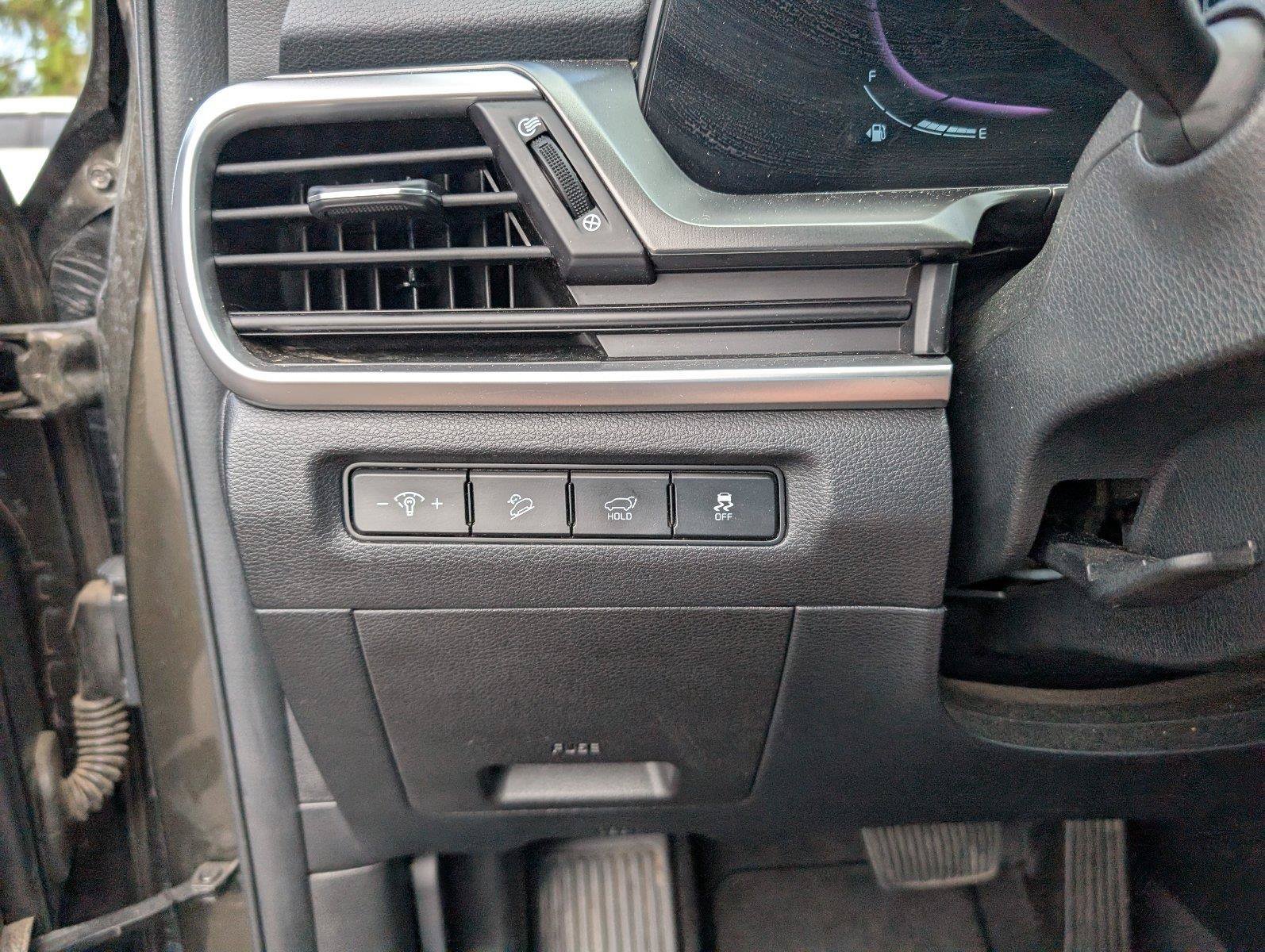 Used 2025 Kia Telluride S AWD/4WD image 28