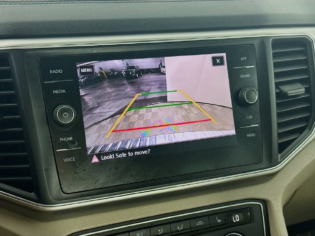 Used 2019 Volkswagen Atlas SE w/ Towing Package FWD image 18