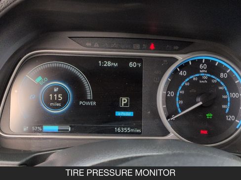 Used 2024 Nissan Leaf SV Plus image 19