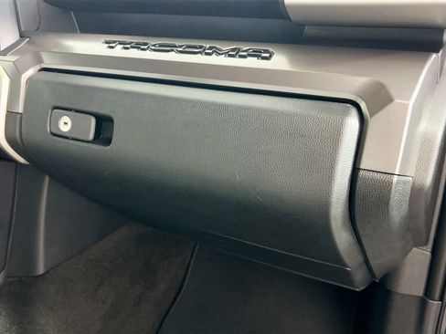 Used 2024 Toyota Tacoma SR5 w/ SR5 Upgrade Package image 35