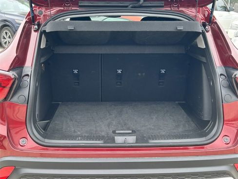 Used 2025 Chevrolet Trax LT image 14