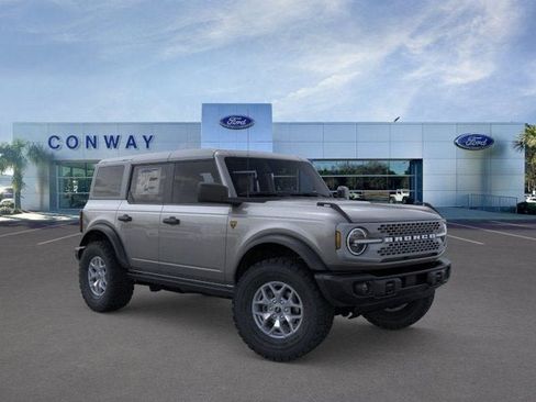 New 2025 Ford Bronco Badlands AWD/4WD image 7