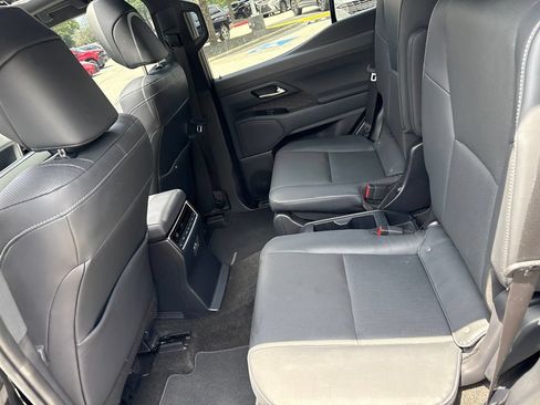 Used 2024 Lexus GX 550 w/ Accessory Package (Z1) AWD/4WD image 21
