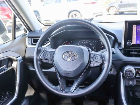 Used 2024 Toyota RAV4 XLE FWD image 15