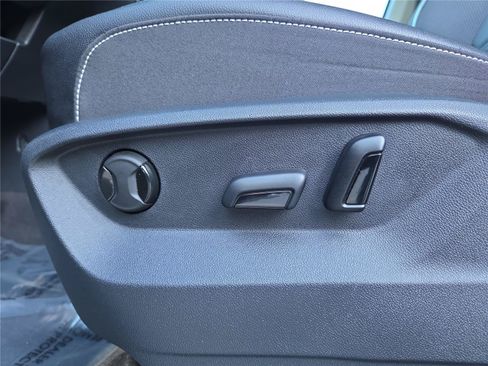 Certified 2024 Volkswagen Atlas SE AWD/4WD image 16