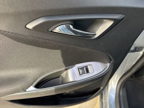 Used 2024 Chevrolet Malibu LT image 22