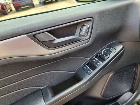 Used 2024 Ford Escape Active image 12