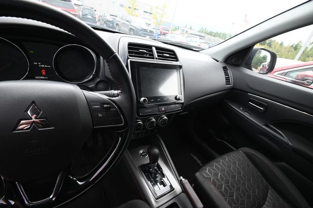 Used 2025 Mitsubishi Outlander Sport ES AWD/4WD image 10