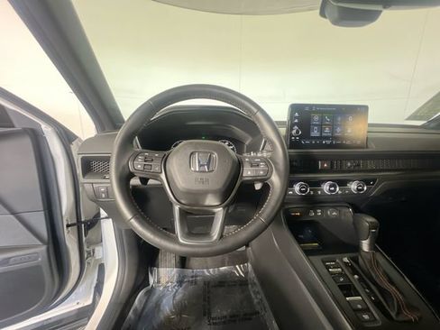 Used 2024 Honda CR-V Sport-L image 14