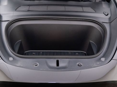 Used 2022 Tesla Model Y Performance image 30