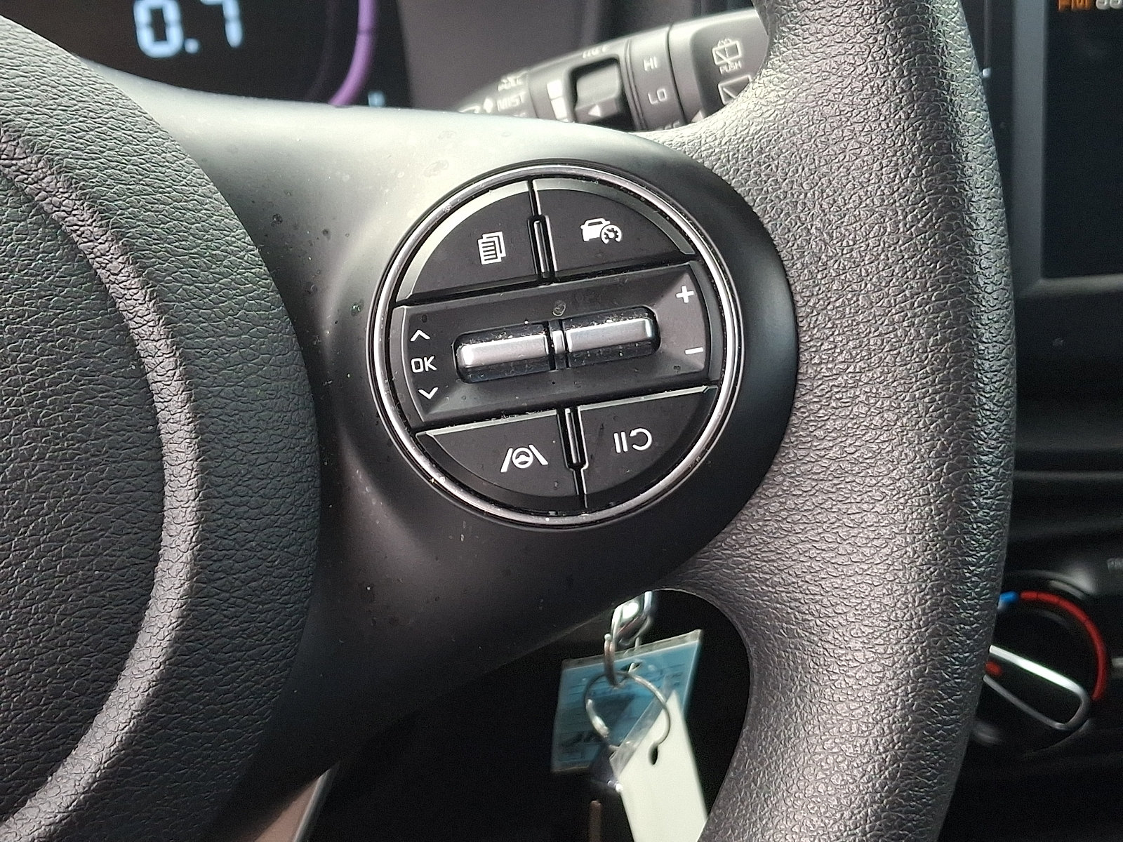 Used 2024 Kia Soul LX w/ LX Technology Package FWD image 22