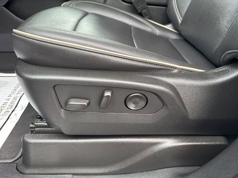 Used 2024 Chevrolet Tahoe Premier image 19