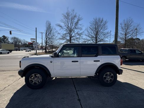 New 2026 Ford Bronco Big Bend image 2