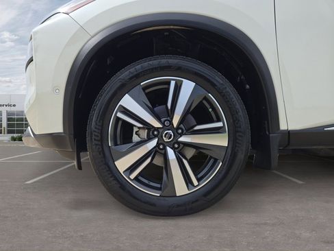 Used 2021 Nissan Rogue Platinum FWD image 10