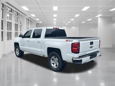 Used 2018 Chevrolet Silverado 1500 LT w/ All Star Edition AWD/4WD image 4