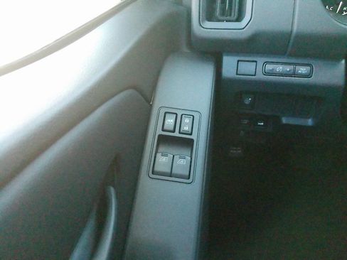 New 2026 Nissan Frontier S image 34