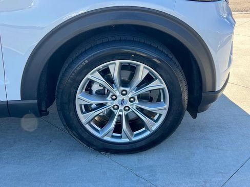 Used 2023 Ford Explorer Limited w/ Equipment Group 301A image 11