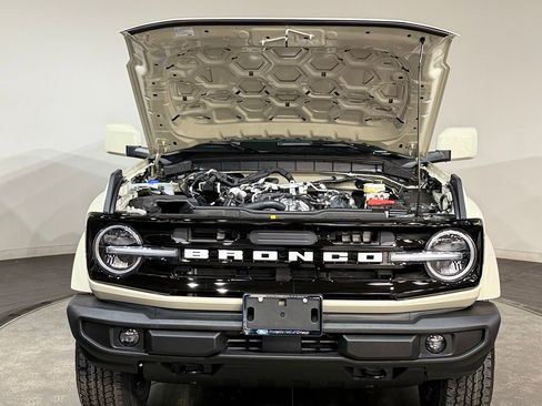 New 2026 Ford Bronco Outer Banks image 86
