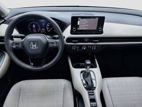 Used 2023 Honda HR-V LX image 14