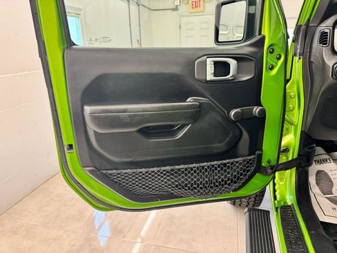 Used 2019 Jeep Wrangler Unlimited Sport AWD/4WD image 11