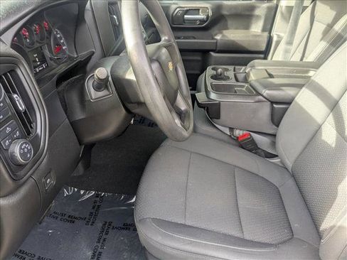 Used 2021 Chevrolet Silverado 2500 Custom w/ Custom Value Package image 17