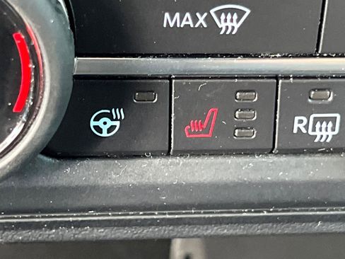 Used 2022 Ford Bronco Wildtrak AWD/4WD image 32