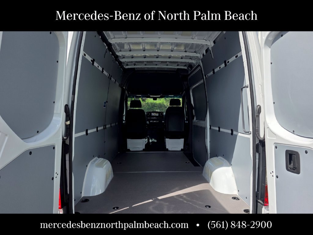 New 2026 Mercedes-Benz Sprinter 2500 image 12