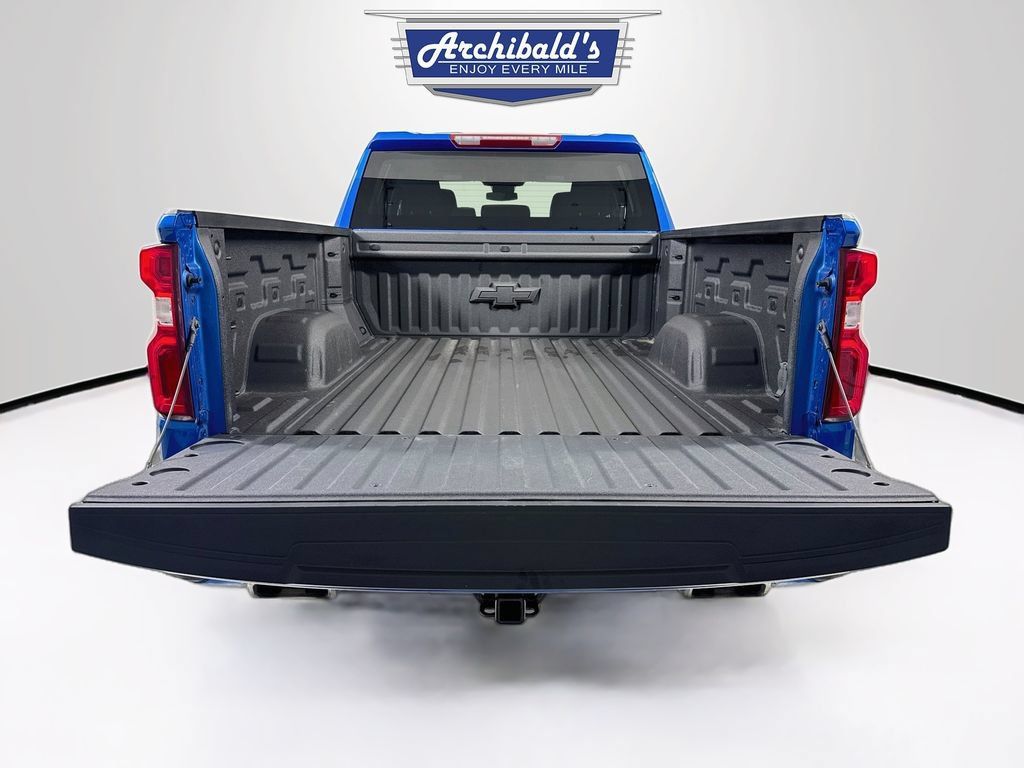 Used 2024 Chevrolet Silverado 1500 RST AWD/4WD image 23