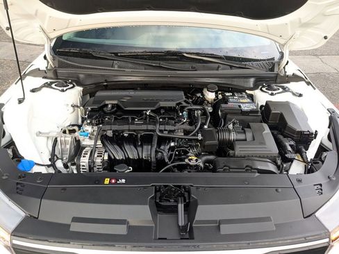 Used 2025 Kia K4 LXS image 24