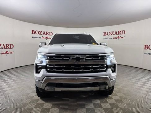 Used 2022 Chevrolet Silverado 1500 LTZ w/ LTZ Premium Package AWD/4WD image 2