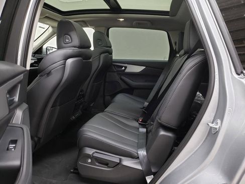 Used 2026 Acura MDX SH-AWD image 11