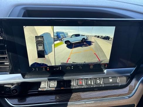 Used 2024 Chevrolet Silverado 1500 LT Trail Boss w/ LT Trail Boss Premium Package image 20