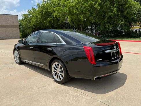 Used 2013 Cadillac XTS Luxury w/ Driver Awareness Package FWD image 4
