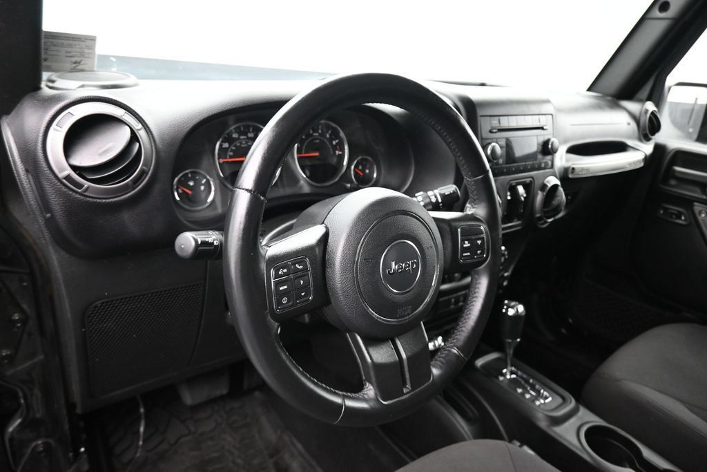 Used 2017 Jeep Wrangler Unlimited Sport w/ Quick Order Package 24S AWD/4WD image 12