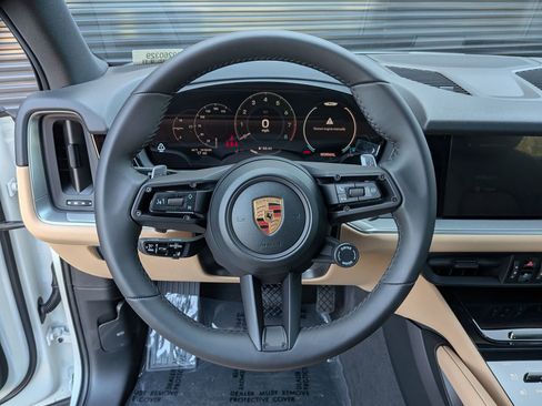 New 2026 Porsche Cayenne image 16