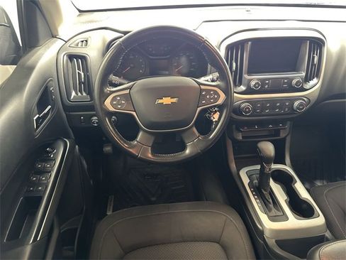 Certified 2022 Chevrolet Colorado LT w/ LT Convenience Package image 14