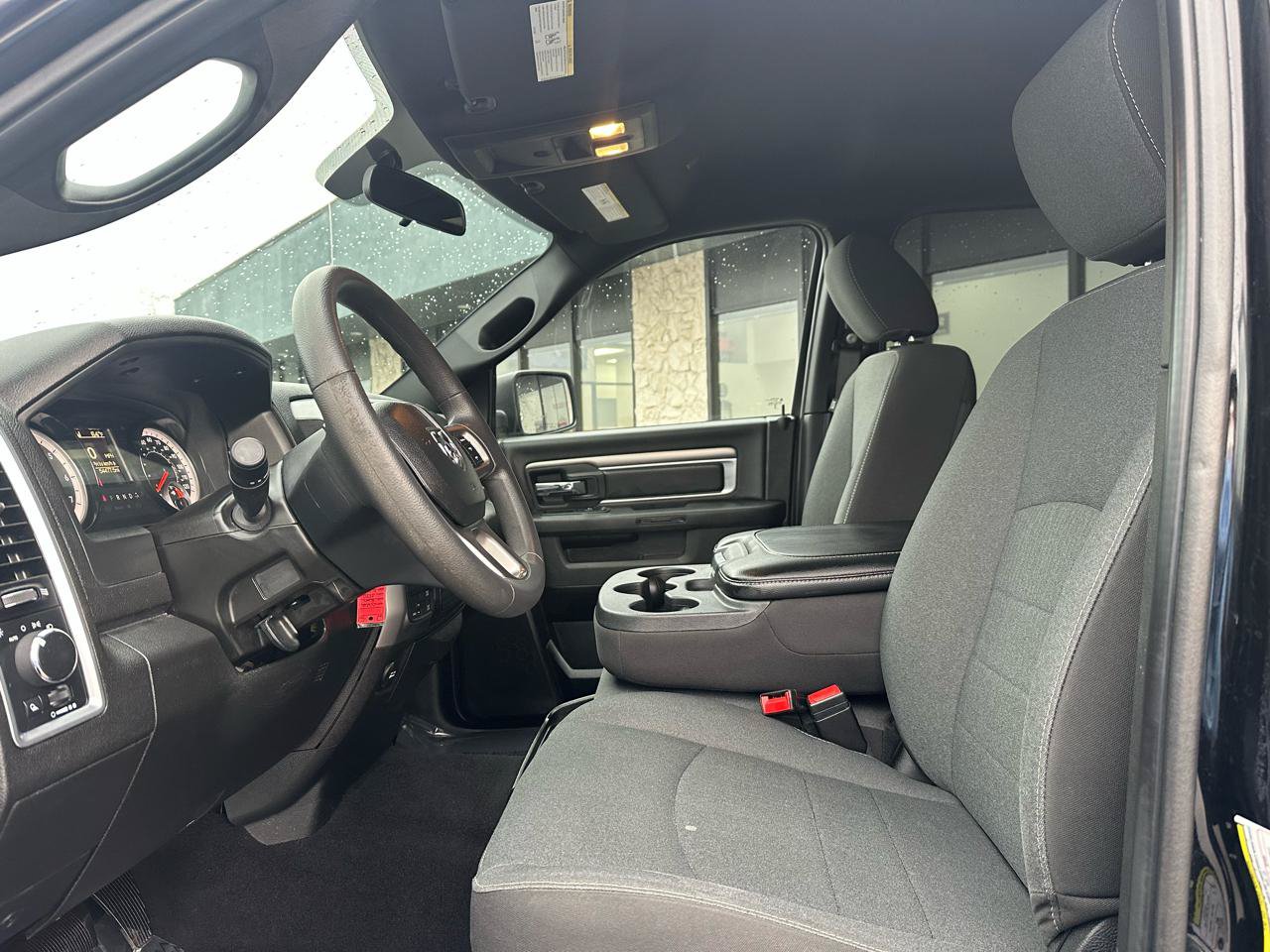 Used 2024 RAM 1500 Warlock AWD/4WD image 2