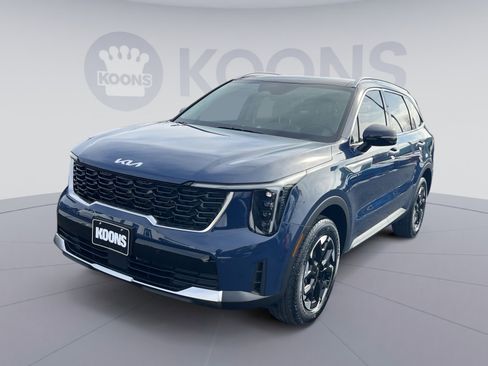 Used 2024 Kia Sorento S w/ Panoramic Sunroof Package image 1