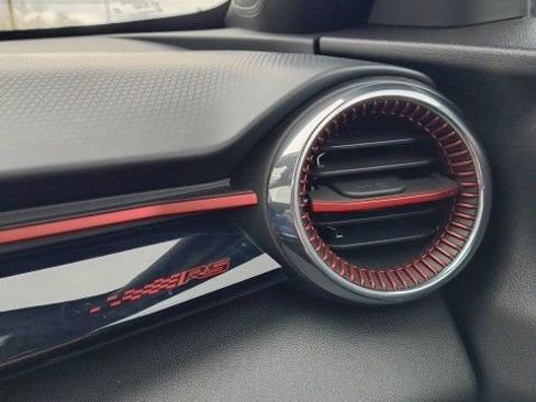 Used 2025 Chevrolet Trax RS w/ Driver Confidence Package image 8