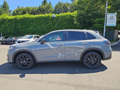 Certified 2025 Honda HR-V Sport image 12