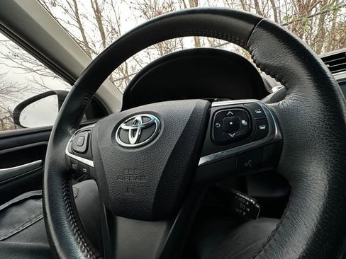 Used 2017 Toyota Camry XSE image 21