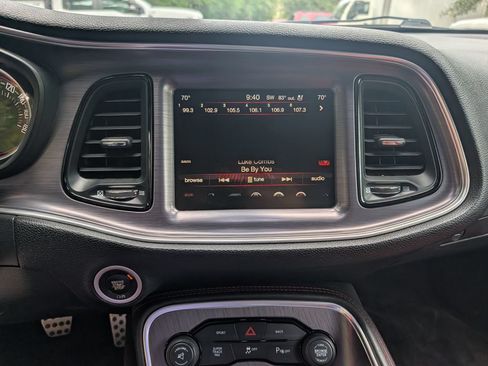 Used 2016 Dodge Challenger R/T Scat Pack RWD image 18