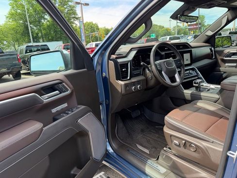 Used 2026 GMC Sierra 1500 Denali w/ Denali Reserve Package AWD/4WD image 18