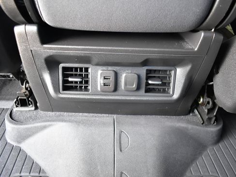 Used 2020 Chevrolet Silverado 1500 RST AWD/4WD image 27